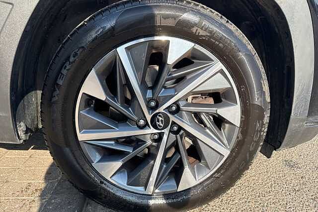 Hyundai TUCSON 1.6 TGDi 48V MHD Premium 5dr 2WD DCT Black