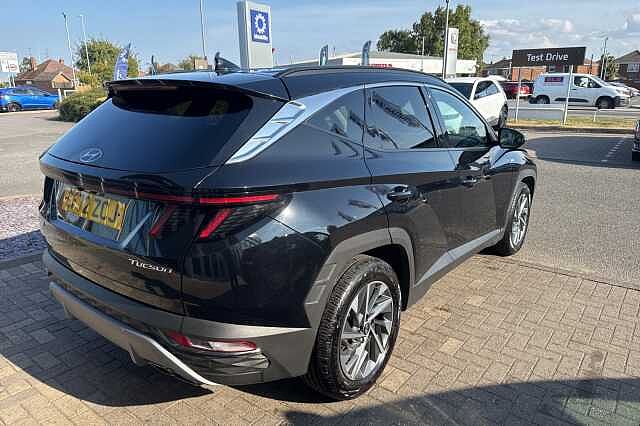 Hyundai TUCSON 1.6 TGDi 48V MHD Premium 5dr 2WD DCT Black