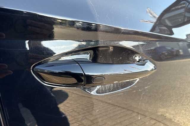 Hyundai TUCSON 1.6 TGDi 48V MHD Premium 5dr 2WD DCT Black