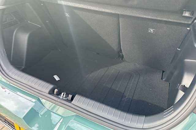 Hyundai I20 1.0T GDi 90 Element 5dr DCT Mangrove Green