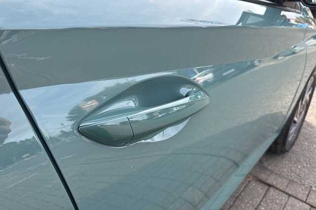 Hyundai I20 1.0T GDi 90 Element 5dr DCT Mangrove Green