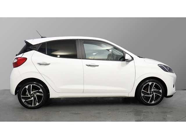 Hyundai I10 I10 1.2 [79] Premium 5dr Auto [Nav] Atlas White