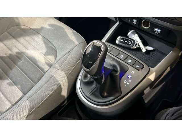Hyundai I10 I10 1.2 [79] Premium 5dr Auto [Nav] Atlas White