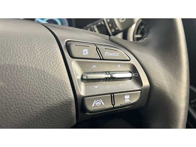 Hyundai KONA KONA 1.6 GDi Hybrid Premium 5dr DCT BLACK