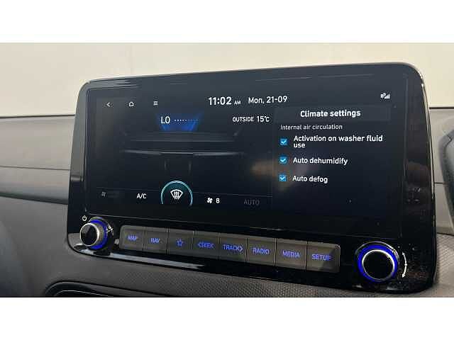 Hyundai KONA KONA 1.6 GDi Hybrid Premium 5dr DCT BLACK