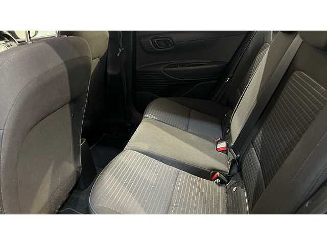 Hyundai I20 I20 1.0T GDi 48V MHD SE Connect 5dr DCT BLACK
