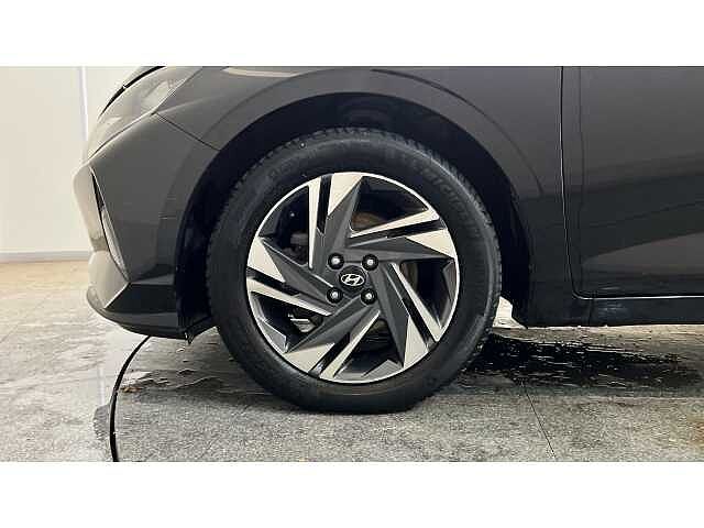Hyundai I20 I20 1.0T GDi 48V MHD SE Connect 5dr DCT BLACK