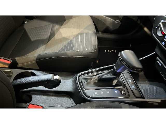 Hyundai I20 I20 1.0T GDi 48V MHD SE Connect 5dr DCT BLACK