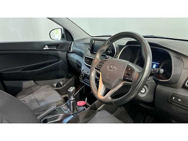 Hyundai TUCSON TUCSON 1.6 GDi S Connect 5dr 2WD WHITE