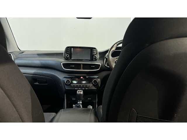 Hyundai TUCSON TUCSON 1.6 GDi S Connect 5dr 2WD WHITE
