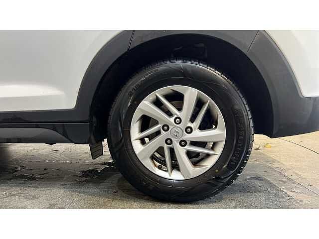 Hyundai TUCSON TUCSON 1.6 GDi S Connect 5dr 2WD WHITE