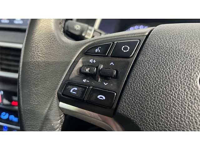 Hyundai TUCSON TUCSON 1.6 GDi S Connect 5dr 2WD WHITE