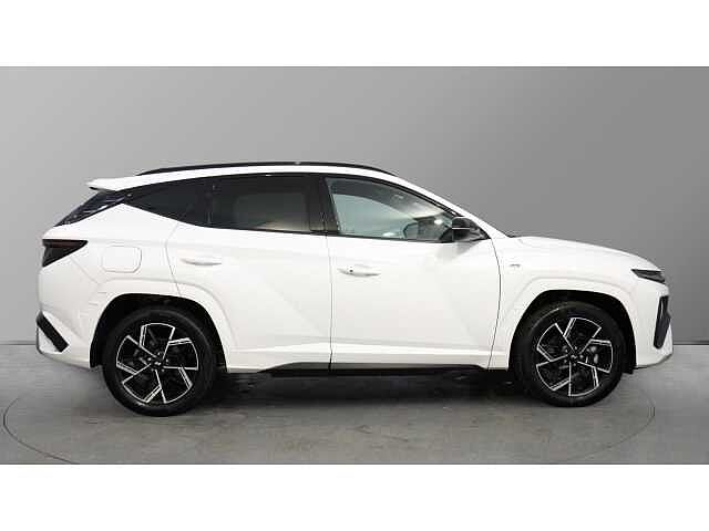 Hyundai TUCSON TUCSON 1.6T Plug-in Hybrid N Line 5dr Auto Atlas White