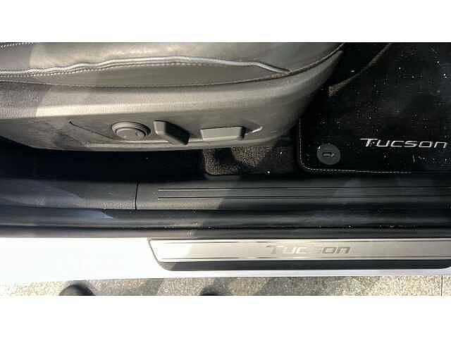 Hyundai TUCSON TUCSON 1.6T Hybrid Ultimate 5dr Auto WHITE