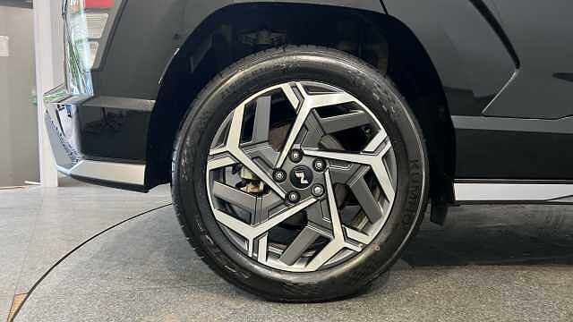 Hyundai KONA KONA 1.6 Hybrid 129 N Line 5dr DCT Abyss Black