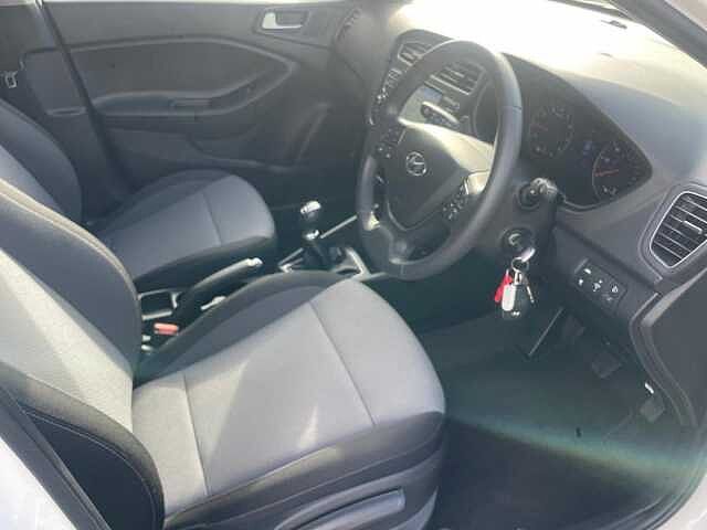 Hyundai I20 1.2 Play Euro 6 (s/s) 5dr White