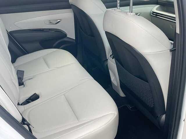 Hyundai TUCSON 1.6 T-GDi Ultimate Auto Euro 6 (s/s) 5dr Atlas White