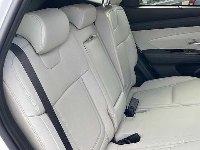 Hyundai TUCSON 1.6 T-GDi Ultimate Auto Euro 6 (s/s) 5dr Atlas White