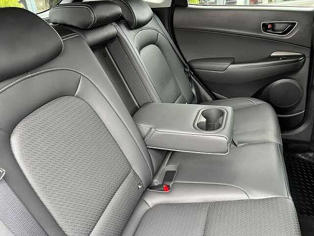 Hyundai KONA 1.6 h-GDi Premium SE DCT Euro 6 (s/s) 5dr Black