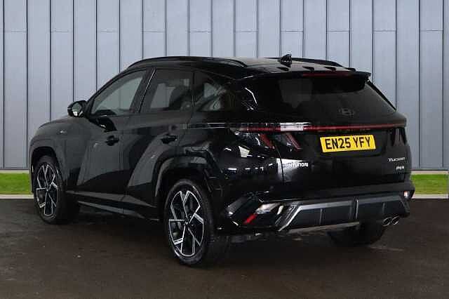 Hyundai TUCSON 1.6 T-GDi 13.8kWh N Line S Auto Euro 6 (s/s) 5dr Black