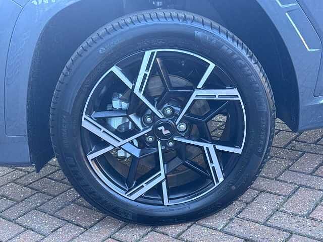 Hyundai Tucson 1.6T Hybrid N Line 5dr Auto