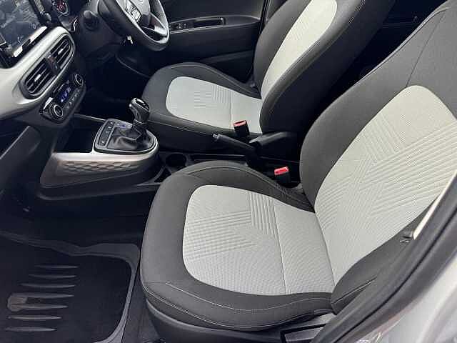 Hyundai I10 1.2 Premium 5dr Auto Silver