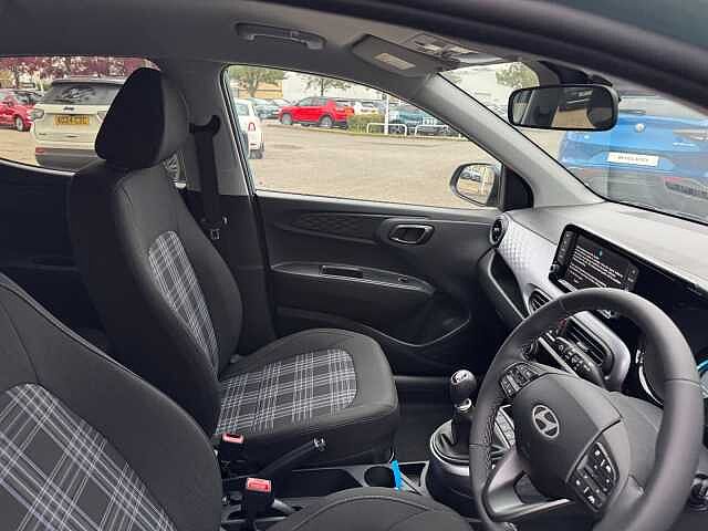 Hyundai I10 1.2 [79] Premium 5dr [Nav] Mangrove Green