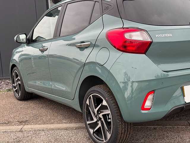 Hyundai I10 1.2 [79] Premium 5dr [Nav] Mangrove Green