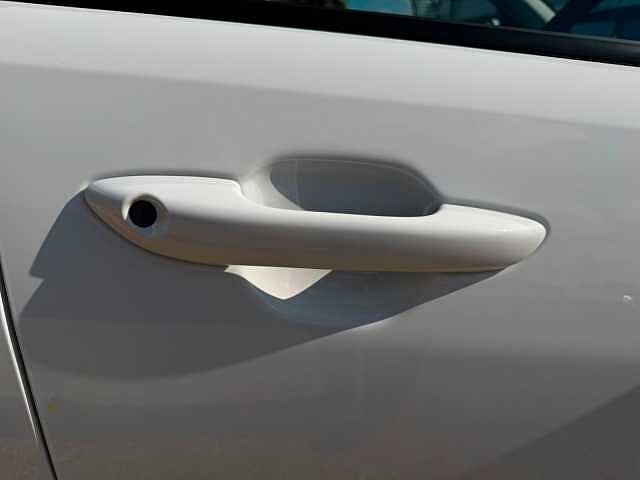 Hyundai I10 1.0 MPi SE Connect 5dr Auto White