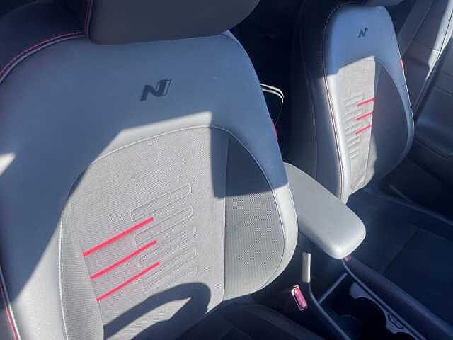 Hyundai KONA 1.6 h-GDi N Line S DCT Euro 6 (s/s) 5dr Black
