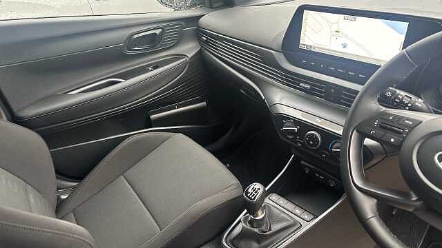 Hyundai BAYON 1.0 TGDi [90] Black Line 5dr Petrol Hatchback Vibrant Blue - Pearl