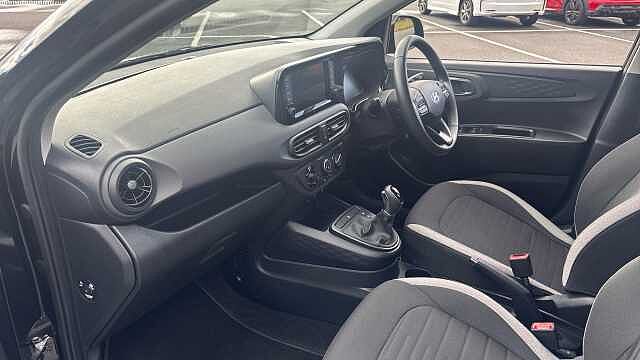 Hyundai I10 1.0 [63] Advance 5dr Auto [Nav] Petrol Hatchback Black