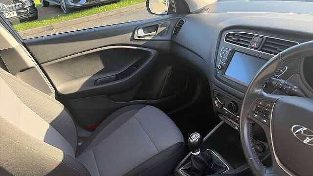 Hyundai I20 1.2 MPi Play 5dr Petrol Hatchback Grey