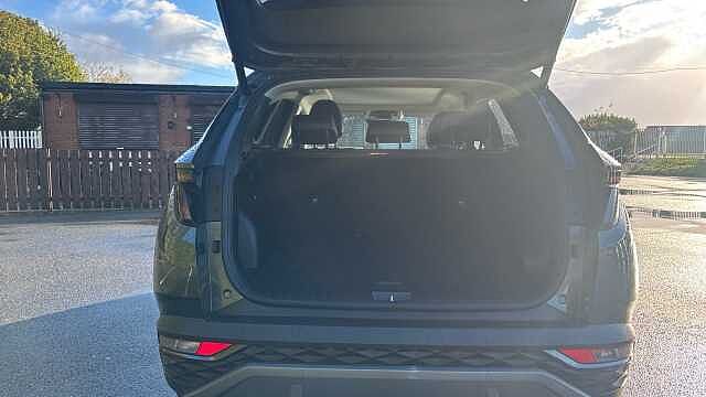 Hyundai TUCSON 1.6 TGDi Plug-in Hybrid Ultimate 5dr 4WD Auto Estate Grey