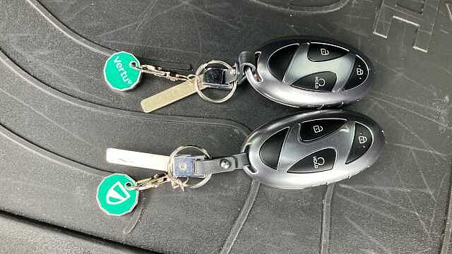 Hyundai SANTA FE 1.6 TGDi 288 PHEV Calligraphy 5dr 4WD Auto Estate Premium Pearlescent - Cyber Sage