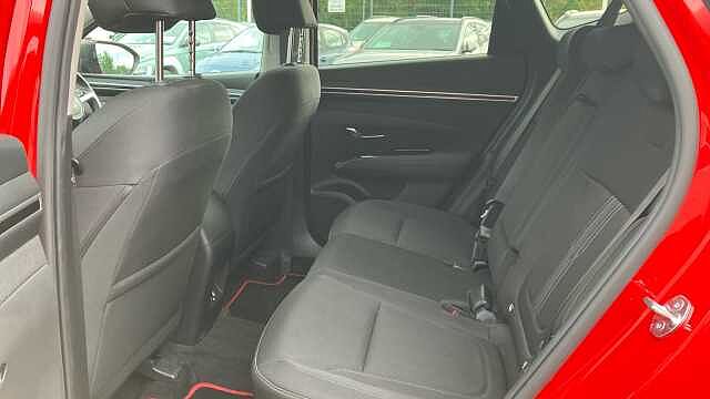 Hyundai TUCSON 1.6 TGDi Premium 5dr 2WD Petrol Estate Red