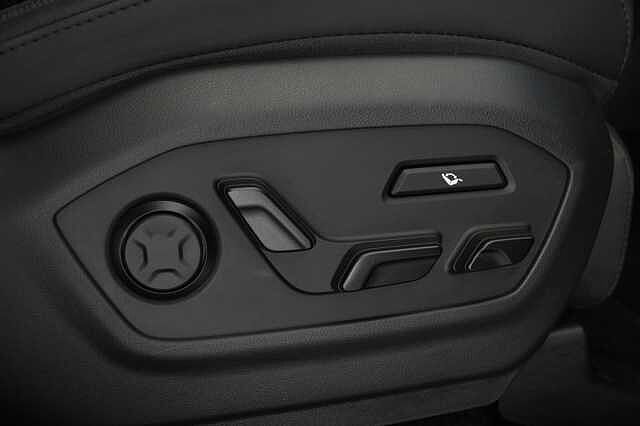 Hyundai SANTA FE 1.6 TGDi Plug-in Hybrid Calligraphy 5dr 4WD Auto Black