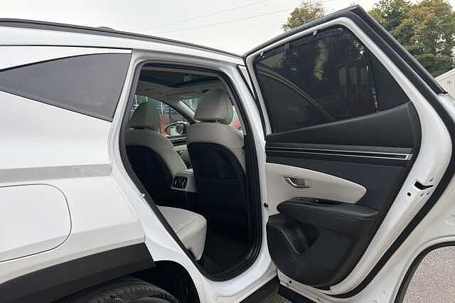 Hyundai TUCSON 1.6 T-GDi Plug-in Hybrid Ultimate 5dr 4WD Auto White