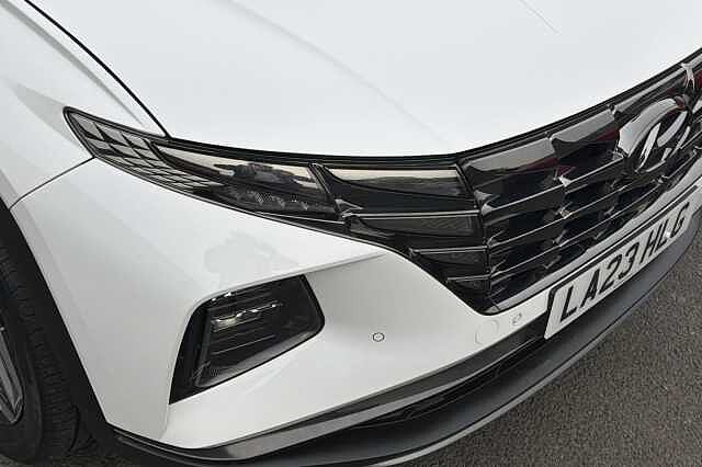 Hyundai TUCSON 1.6 T-GDi Plug-in Hybrid Ultimate 5dr 4WD Auto White