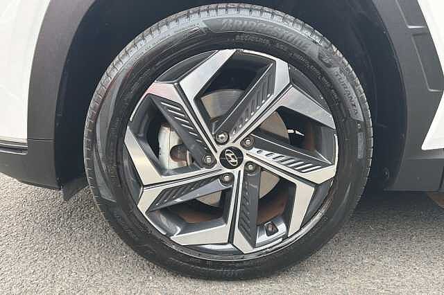 Hyundai TUCSON 1.6 T-GDi Plug-in Hybrid Ultimate 5dr 4WD Auto White
