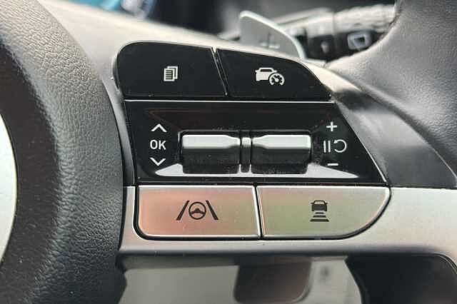 Hyundai TUCSON 1.6 T-GDi Plug-in Hybrid Ultimate 5dr 4WD Auto White