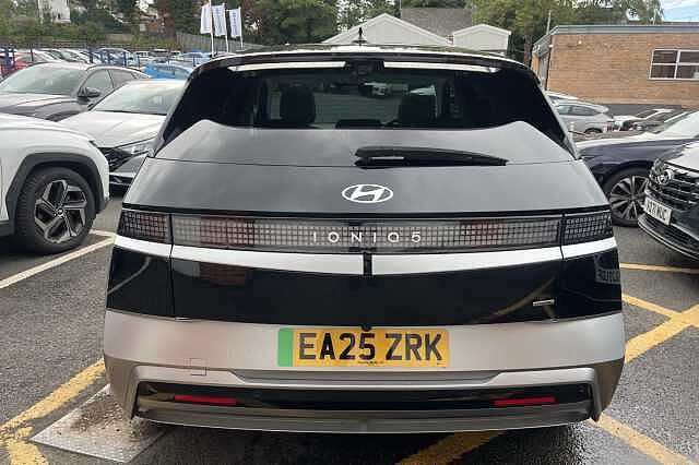 Hyundai IONIQ 5 Ultimate 84 kWh 5dr AWD Auto Black