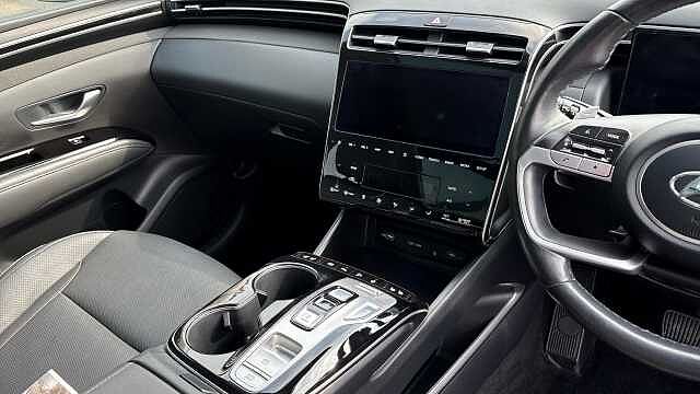 Hyundai TUCSON 1.6 TGDi Hybrid 230 Ultimate 5dr 2WD Auto Hybrid Estate Black