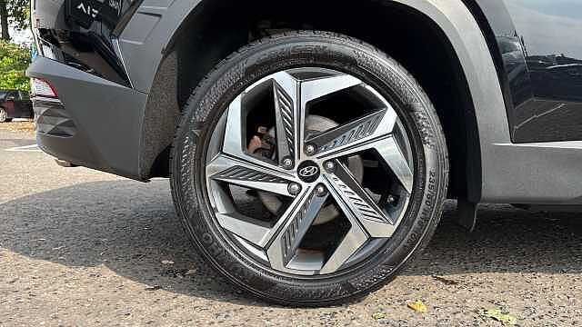 Hyundai TUCSON 1.6 TGDi Hybrid 230 Ultimate 5dr 2WD Auto Hybrid Estate Black