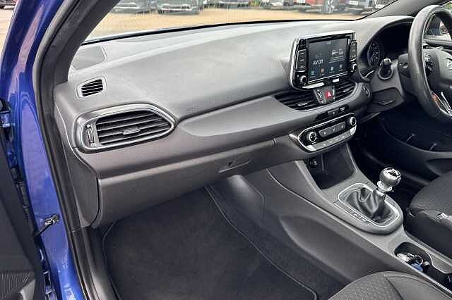 Hyundai I30 FASTBACK 1.4T GDI N Line 5dr Champion Blue
