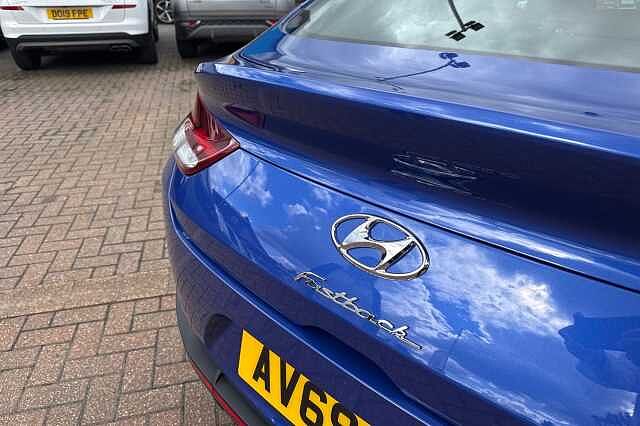 Hyundai I30 FASTBACK 1.4T GDI N Line 5dr Champion Blue