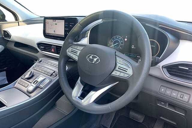 Hyundai SANTA FE 1.6 TGDi Hybrid Ultimate 5dr Auto Abyss Black