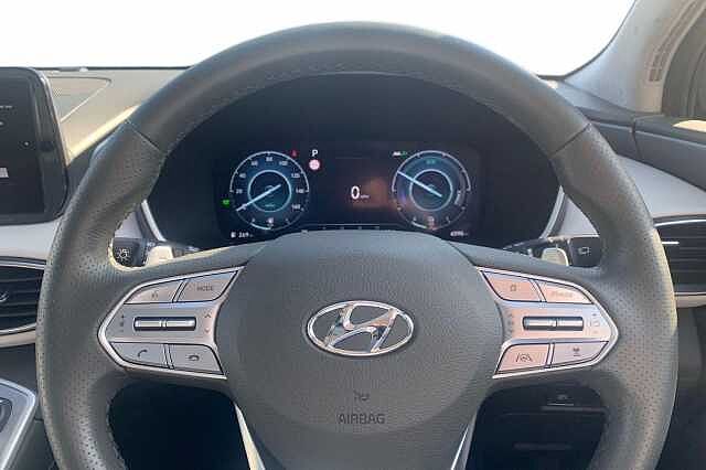 Hyundai SANTA FE 1.6 TGDi Hybrid Ultimate 5dr Auto Abyss Black