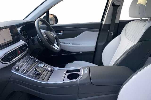 Hyundai SANTA FE 1.6 TGDi Hybrid Ultimate 5dr Auto Abyss Black