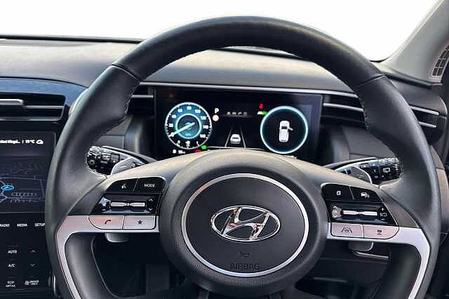 Hyundai TUCSON 1.6 TGDi Hybrid 230 Premium 5dr 2WD Auto Phantom Black